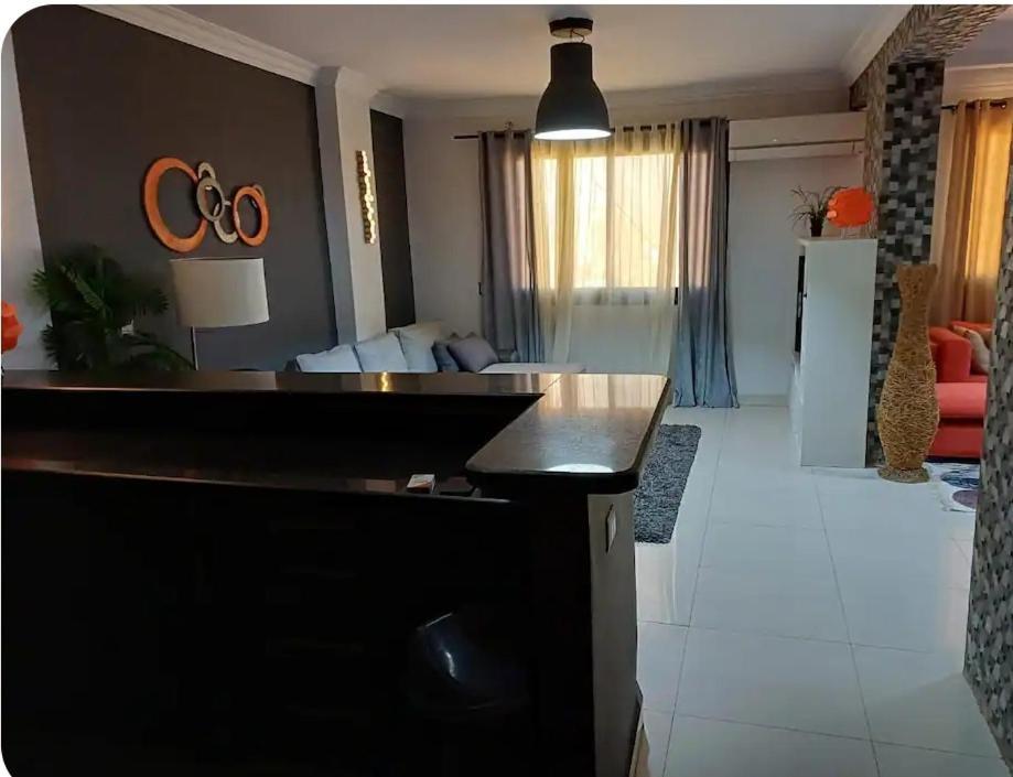 Apartment شقه مودرن مريحه مكيفه بها جميع الكماليات Cairo